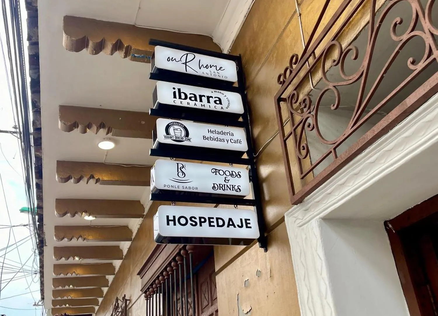 Our Home San Antonio Cali Aparthotel