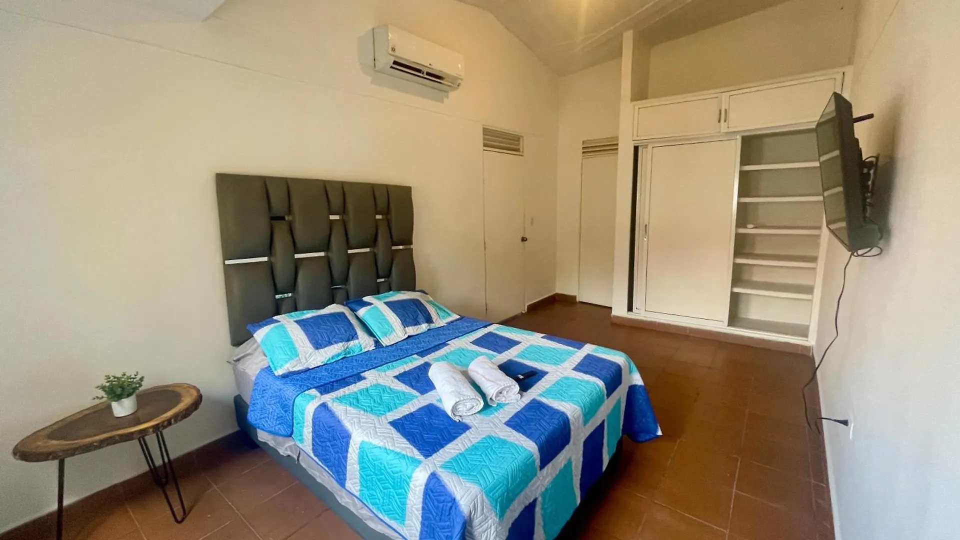 Aparthotel Our Home San Antonio Cali Colombia