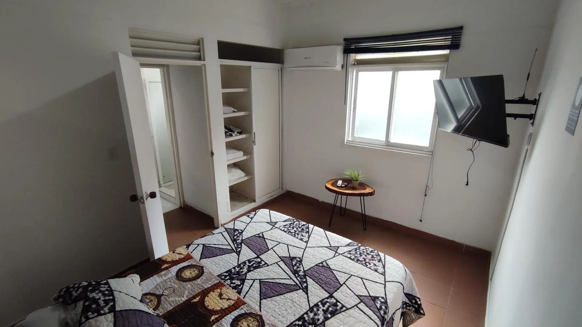 Aparthotel Our Home San Antonio Cali Colombia